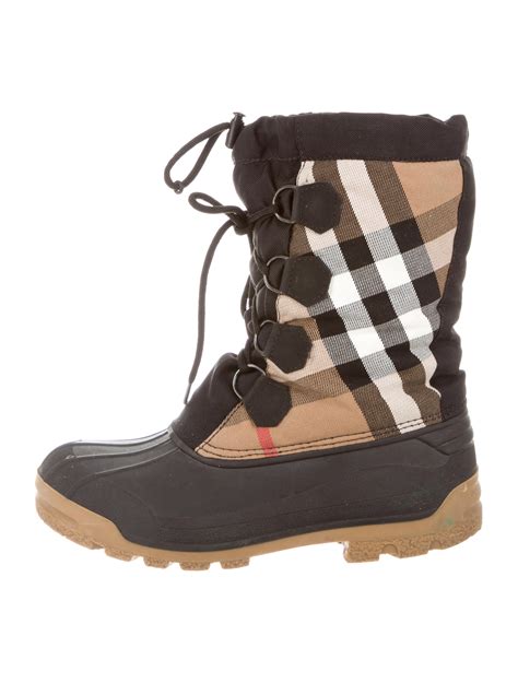 burberry winter boots 2013